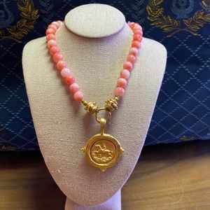 Susan Shaw coral bead neckace